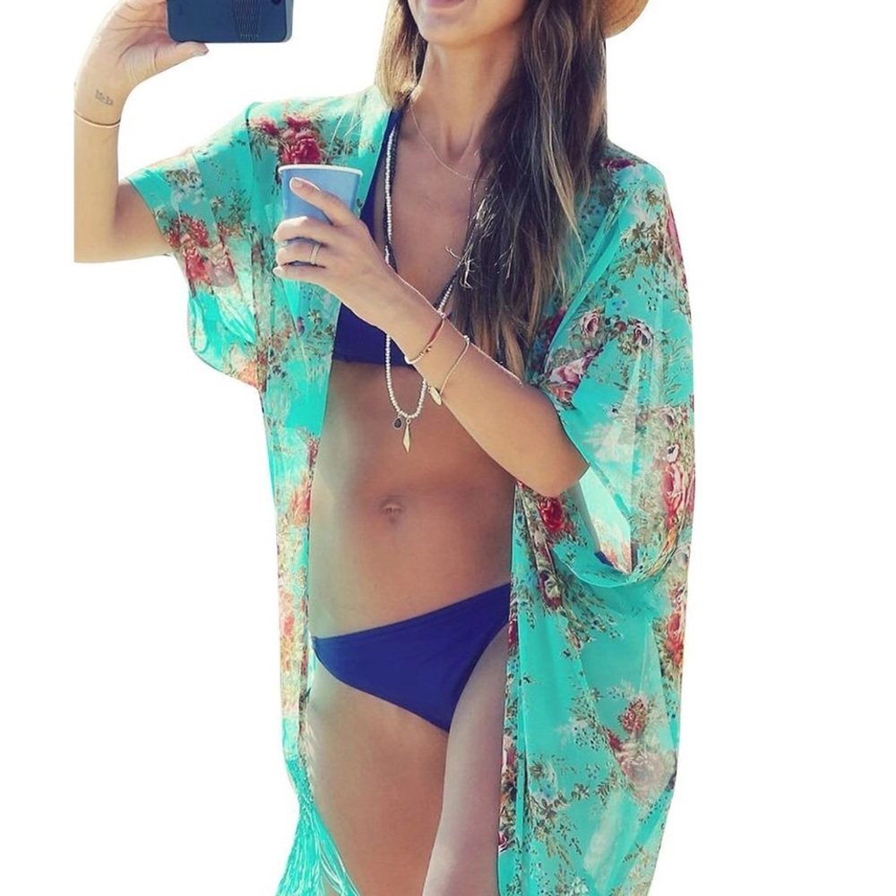 ✨HP! RESTOCKED! Floral Pattern Fringe Kimono✨